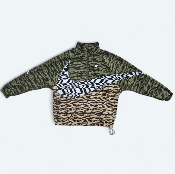 Nike | NSW AOP Vaporwave Swoosh Woven Half-Zip Jacket | Packable | Mens - Picture 3 of 16